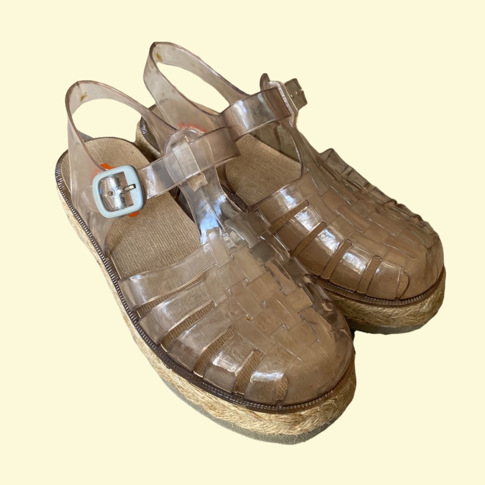 - Y2K Brazilian Jelly Sandals